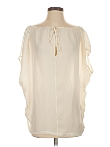 Vince. Sleeveless Silk Top (view 1)