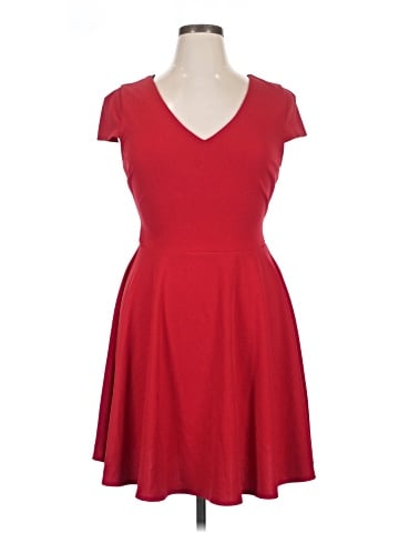 B. Smart Casual Dress (view 1)