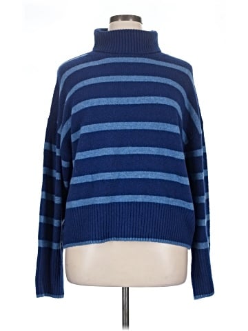 Time and Tru Turtleneck Sweater (view 1)