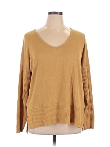 Per Se Pullover Sweater (view 1)