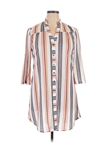 Passport 3/4 Sleeve Blouse (view 1)