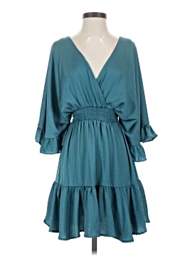 sachin and babi light blue dress Men's Fall Outfit Ideas To Elevate Your Look This Season main image 1