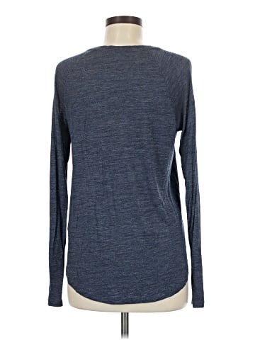Vince. Long Sleeve Top (view 2)
