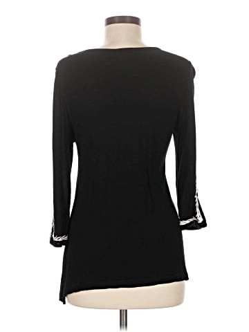 Monroe and Main 3/4 Sleeve Top (view 2)