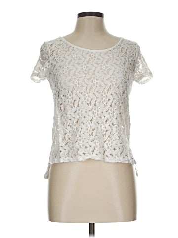 Delia's Short Sleeve Top (view 1)