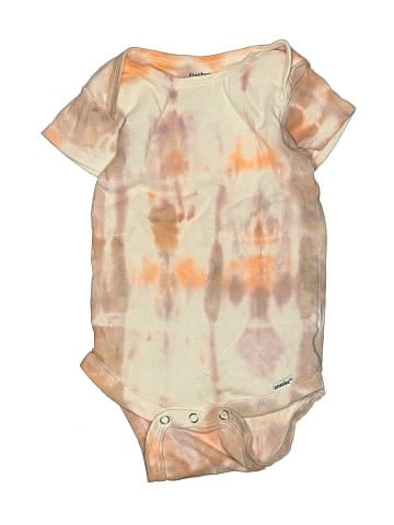 Gerber Short Sleeve Onesie (view 1)