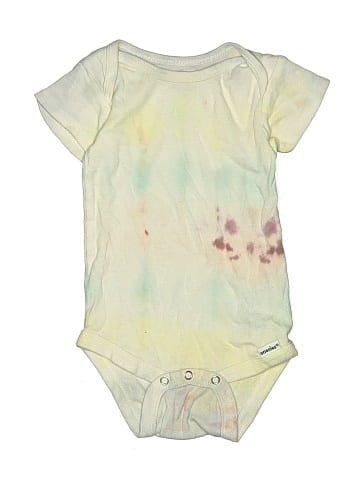 Gerber Short Sleeve Onesie (view 1)
