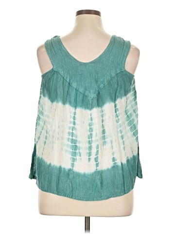 Emily Stacy Sleeveless Blouse (view 2)