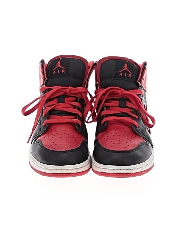 Air Jordan 1 Mid Alternate Bred (2022) (GS) Sneakers (view 2)