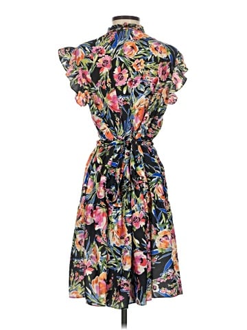 Julia Jordan Casual Dress (view 2)