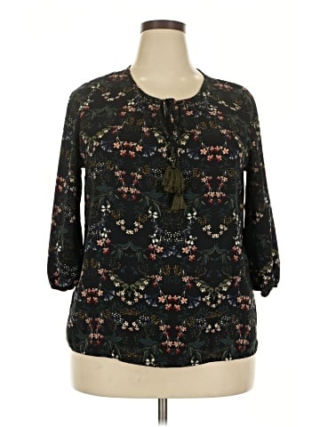 Kaileigh 3/4 Sleeve Blouse (view 1)