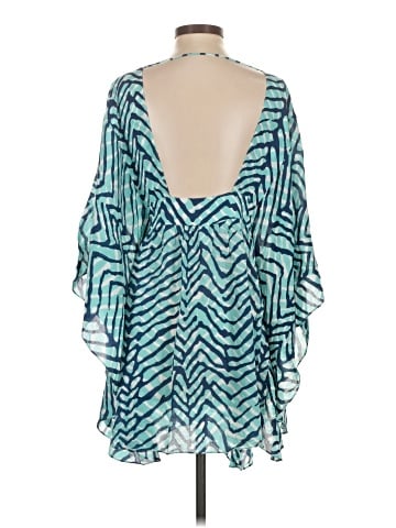 ViX by Paula Hermanny 3/4 Sleeve Blouse (view 2)