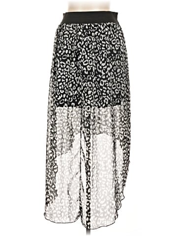 No Boundaries Casual Skirt (view 2)