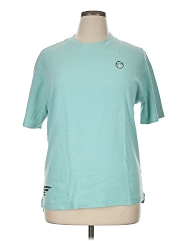 Bershka Short Sleeve T-Shirt (view 1)