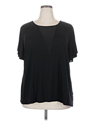 B Collection by Bobeau Short Sleeve T-Shirt (view 1)