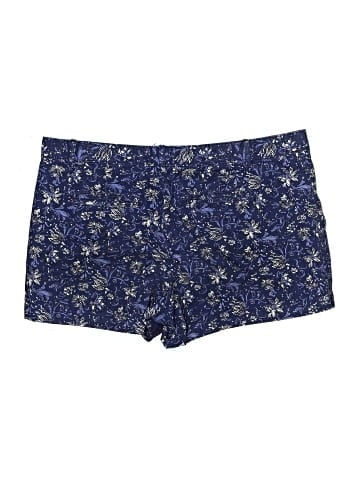 Gap Shorts (view 2)