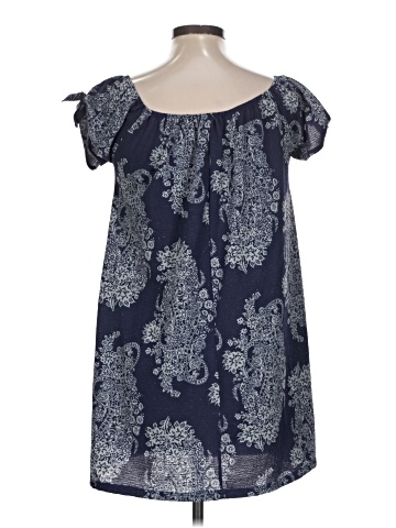 Tres Bien U.S.A. Casual Dress (view 2)