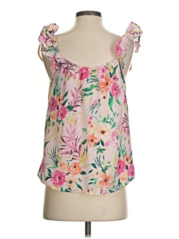 Blu Pepper Sleeveless Blouse (view 2)
