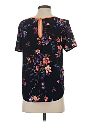 Kanvas Short Sleeve Top (view 2)