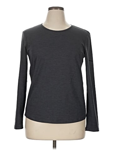2XU Long Sleeve Top (view 1)