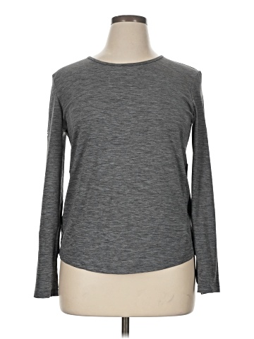 2XU Long Sleeve T-Shirt (view 1)