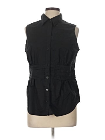 New York & Company Sleeveless Button-Down Shirt (view 1)