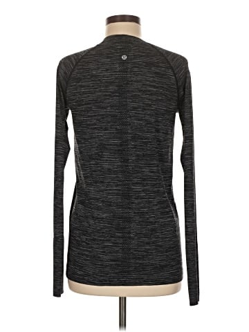 Lululemon Athletica Long Sleeve T-Shirt (view 2)