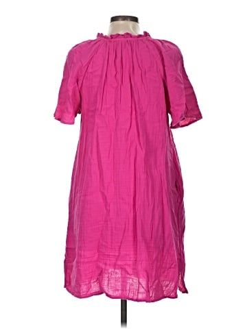 Old Navy Casual Dress (view 2)