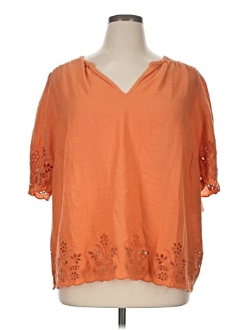 a.n.a. A New Approach 3/4 Sleeve Blouse (view 1)