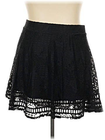 Xhilaration Casual Skirt (view 1)