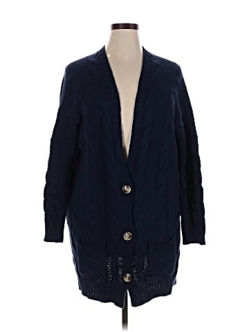 Agnes & Dora Cardigan (view 1)