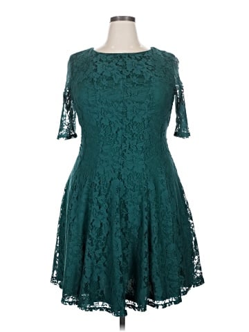Danny And Nicole Cocktail Dress (view 1)