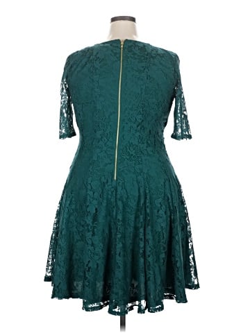 Danny And Nicole Cocktail Dress (view 2)