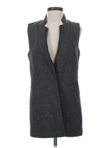 Harlowe & Graham Vest (view 1)