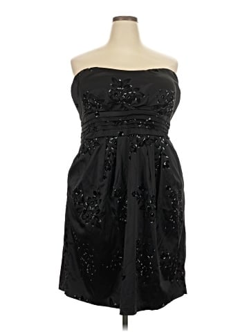 Snap Cocktail Dress (view 1)