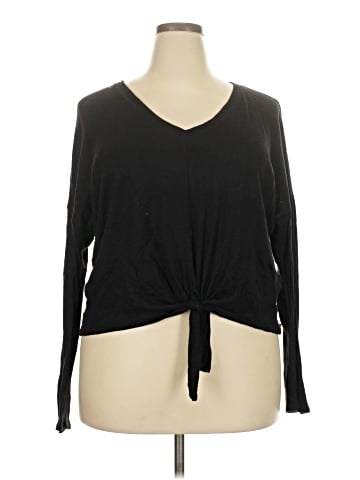 Forever 21 Long Sleeve T-Shirt (view 1)
