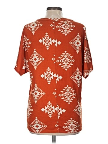 Acting Pro Short Sleeve T-Shirt (view 2)