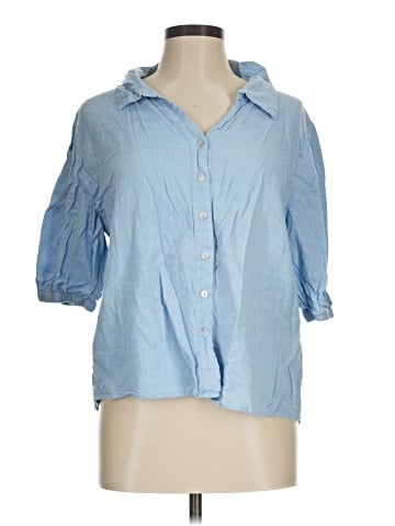 Heroes & Dreamers 3/4 Sleeve Button-Down Shirt (view 1)