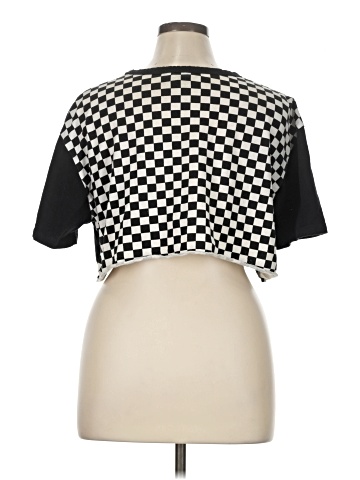 rue21 Short Sleeve Top (view 2)