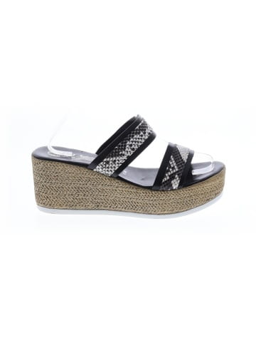 Italian Shoemakers Footwear Sandals (view 1)