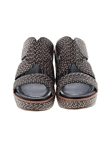 Bernardo Wedges (view 2)