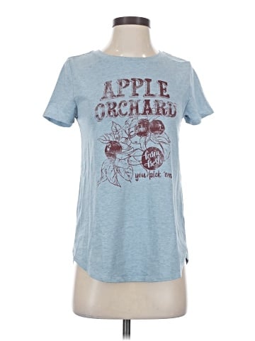 Maurices Short Sleeve T-Shirt (view 1)