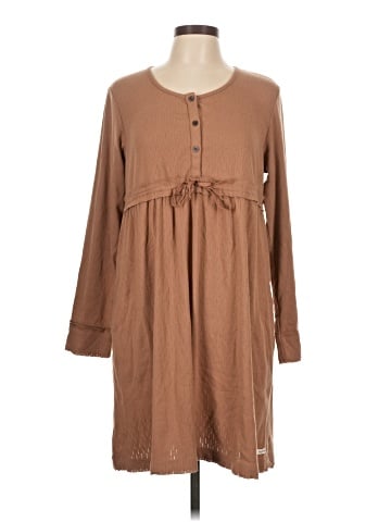 Vera Wang Casual Dress (view 1)