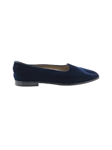 Nina Flats (view 1)