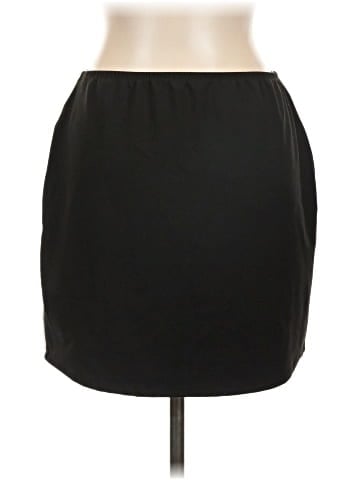 No Boundaries Casual Skirt (view 2)