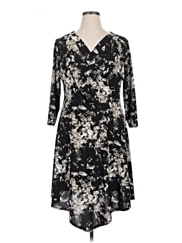 Simply Vera Vera Wang Casual Dress (view 1)