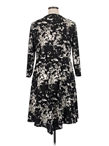 Simply Vera Vera Wang Casual Dress (view 2)