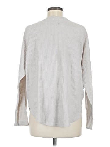 American Eagle Outfitters Pullover Sweater (view 2)