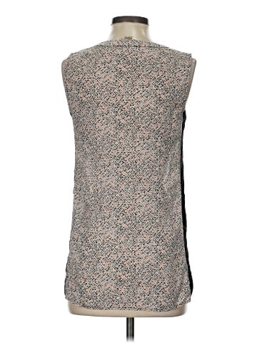 dalia Sleeveless T-Shirt (view 2)
