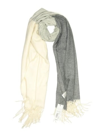 Liz Claiborne Scarf (view 1)